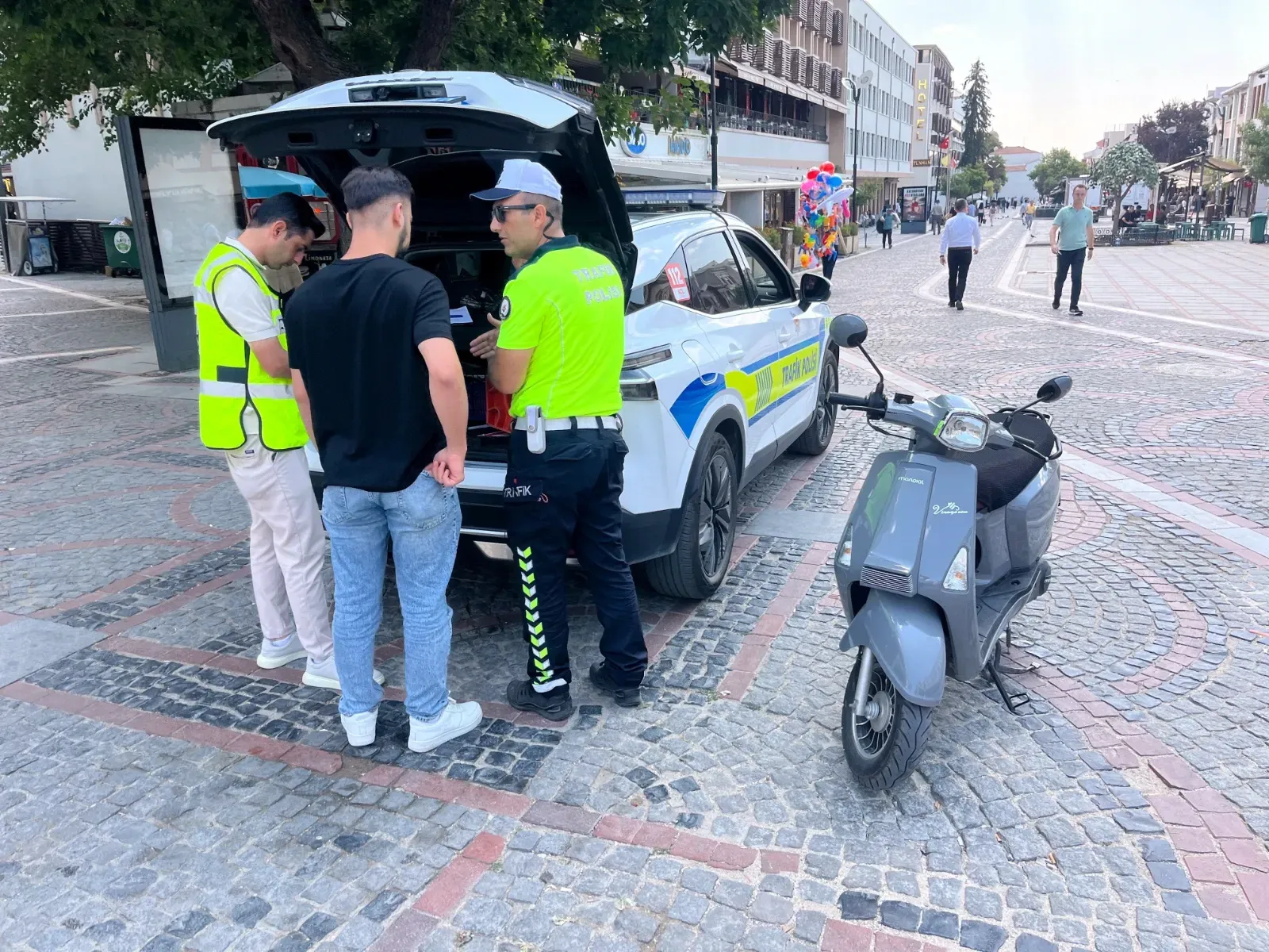 Motosiklet sürücülerine yönelik denetimler sürüyor