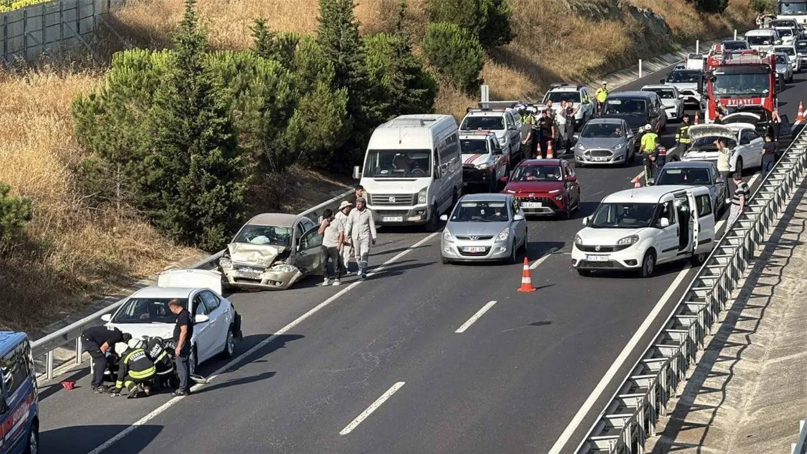 7 aracın karıştığı zincirleme kazada 1 yaralı