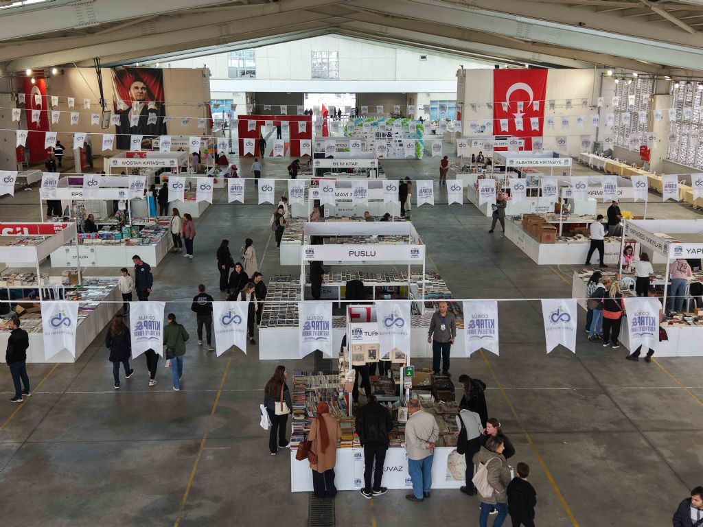 Çorlu’da edebiyat rüzgarı: Ünlü isimler okurlarıyla buluşacak