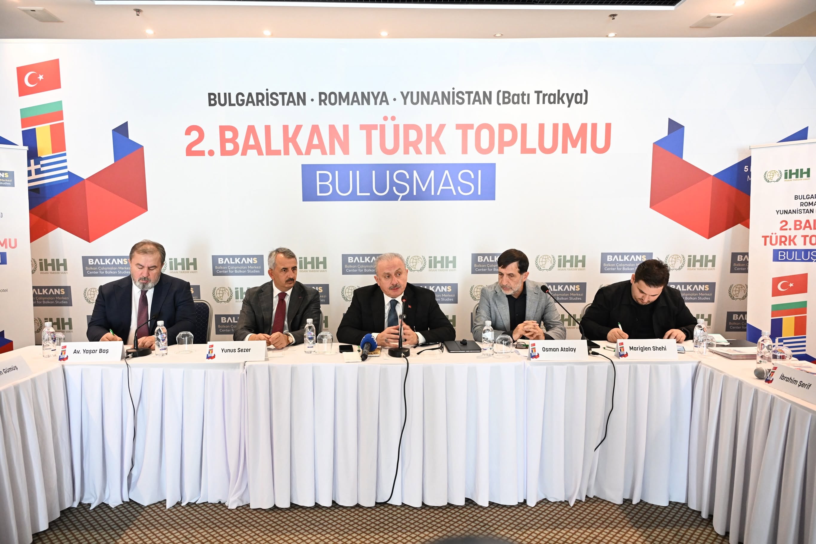 Balkan Türkleri Edirne’de buluştu: Eğitimden medyaya ortak gelecek konuşuldu
