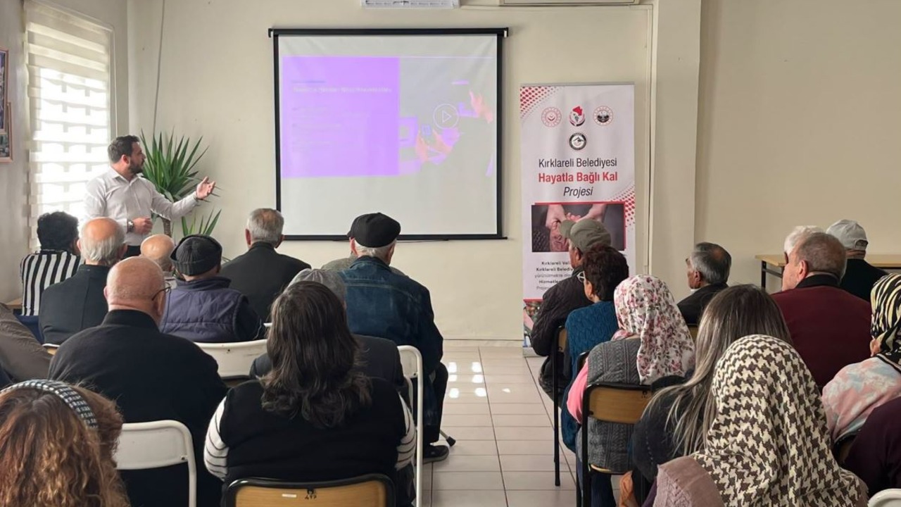 Huzurevi sakinlerine dijital dolandırıcılık eğitimi