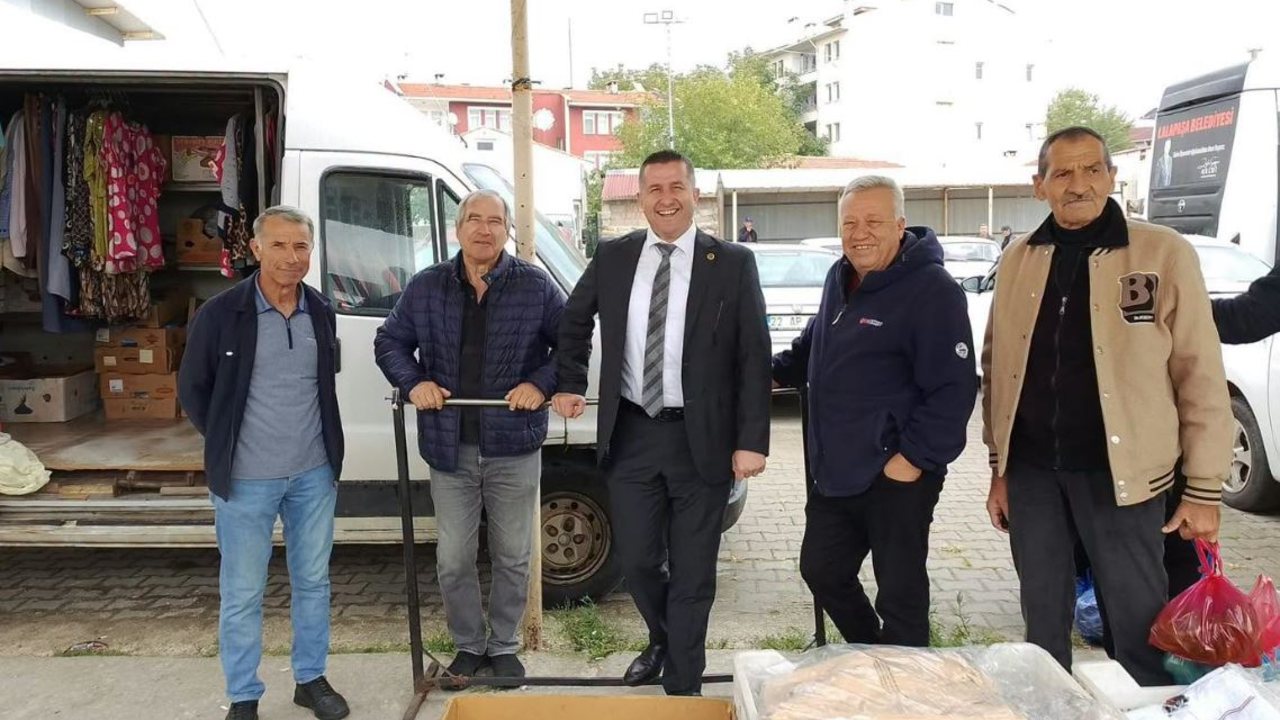 Pazar esnafının taleplerini dinledi
