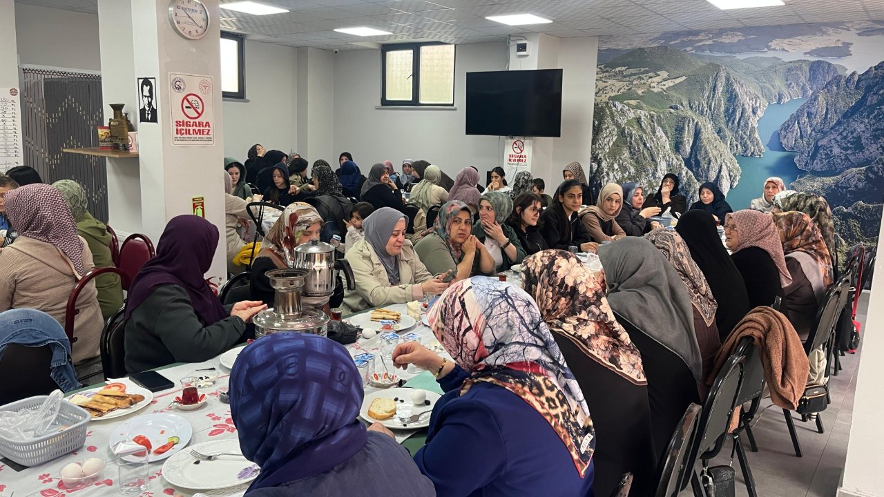 Çerkezköy’de kadınlar gönül sofrasında buluştu