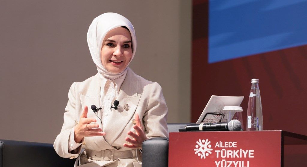 Evlenen çiftlere 1 milyar 52 milyon liralık ödeme desteği