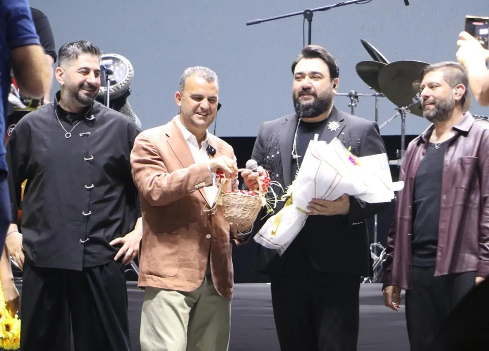 Kiraz Festivali’ne görkemli kapanış