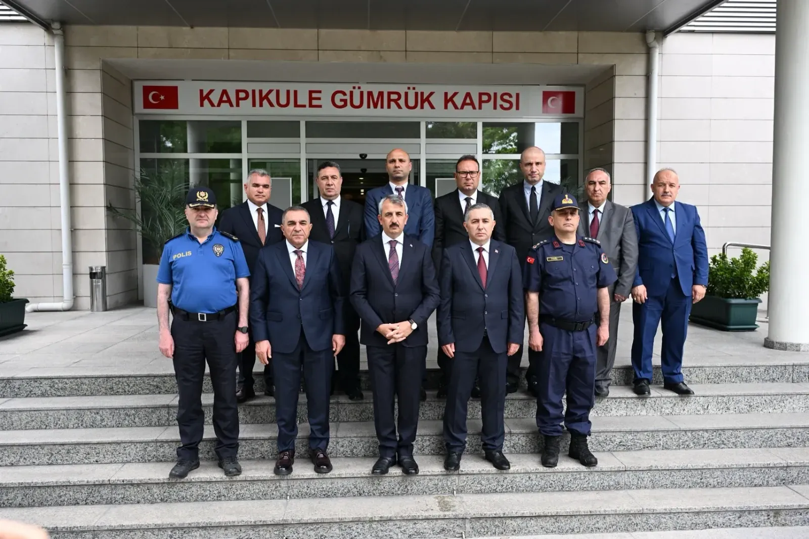 Vali Sezer: Sezon boyunca tüm tedbirler alınacak