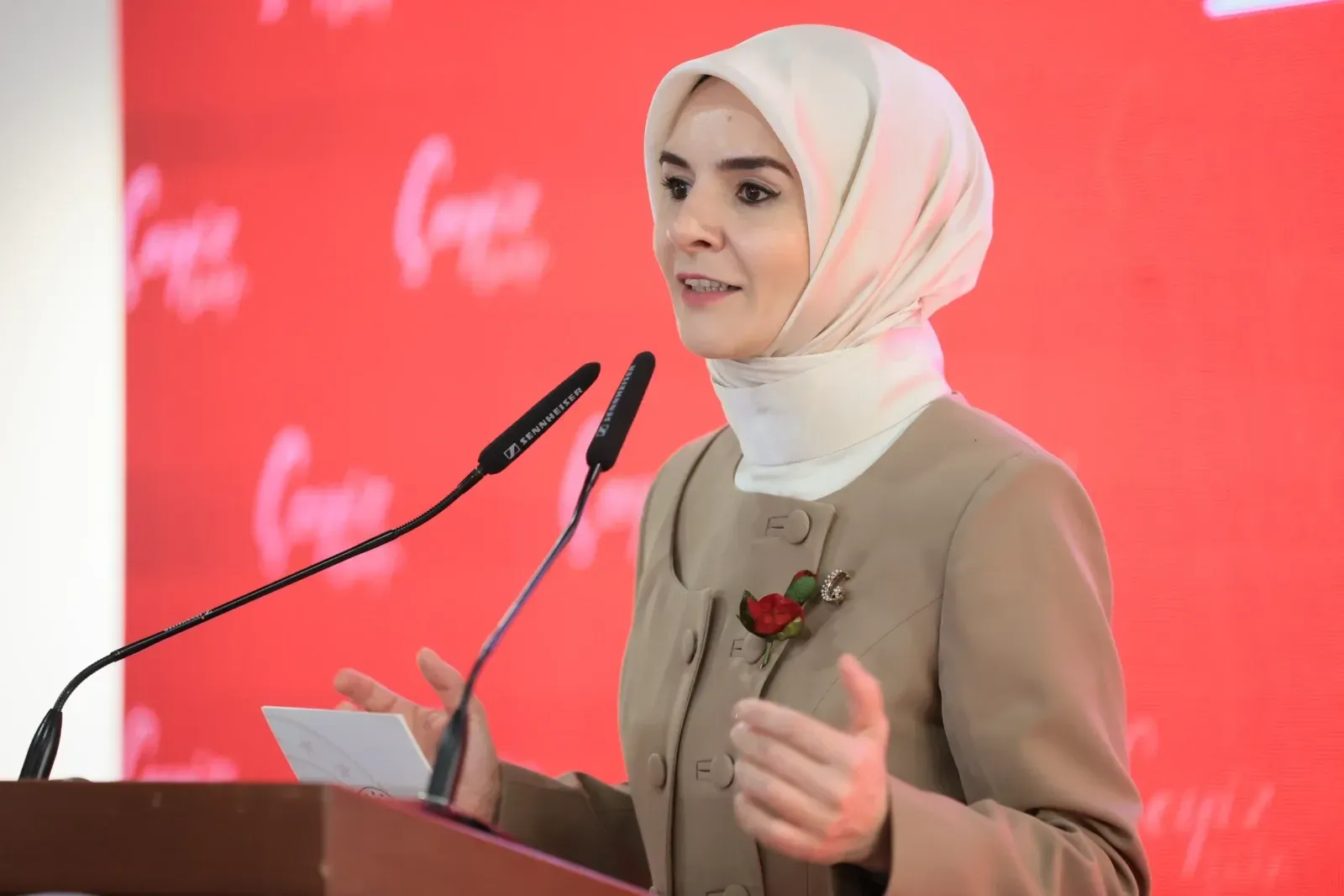 Sosyal medya yönetmeliği 6 ay içinde hayata geçirilecek