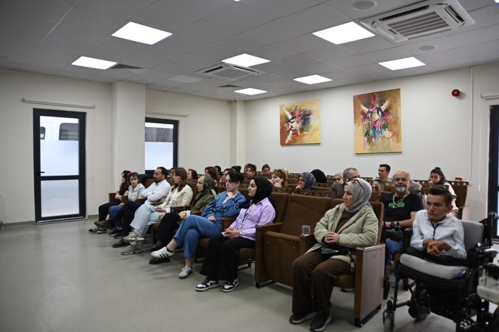 Sevgiyle Güçlenen Hayatlar semineri düzenlendi