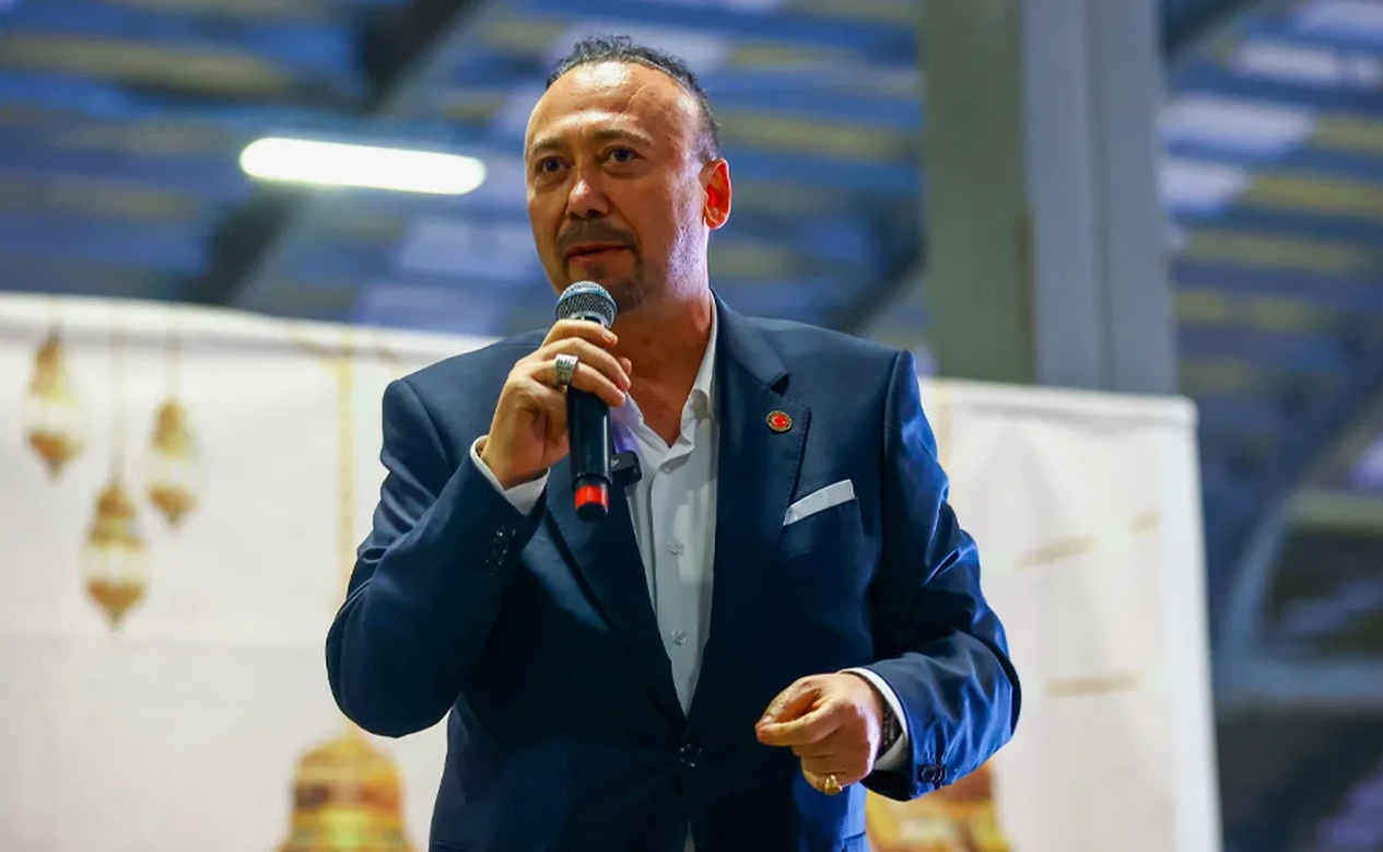 CHP'de Özkan Yalım partisinden ihraç edildi