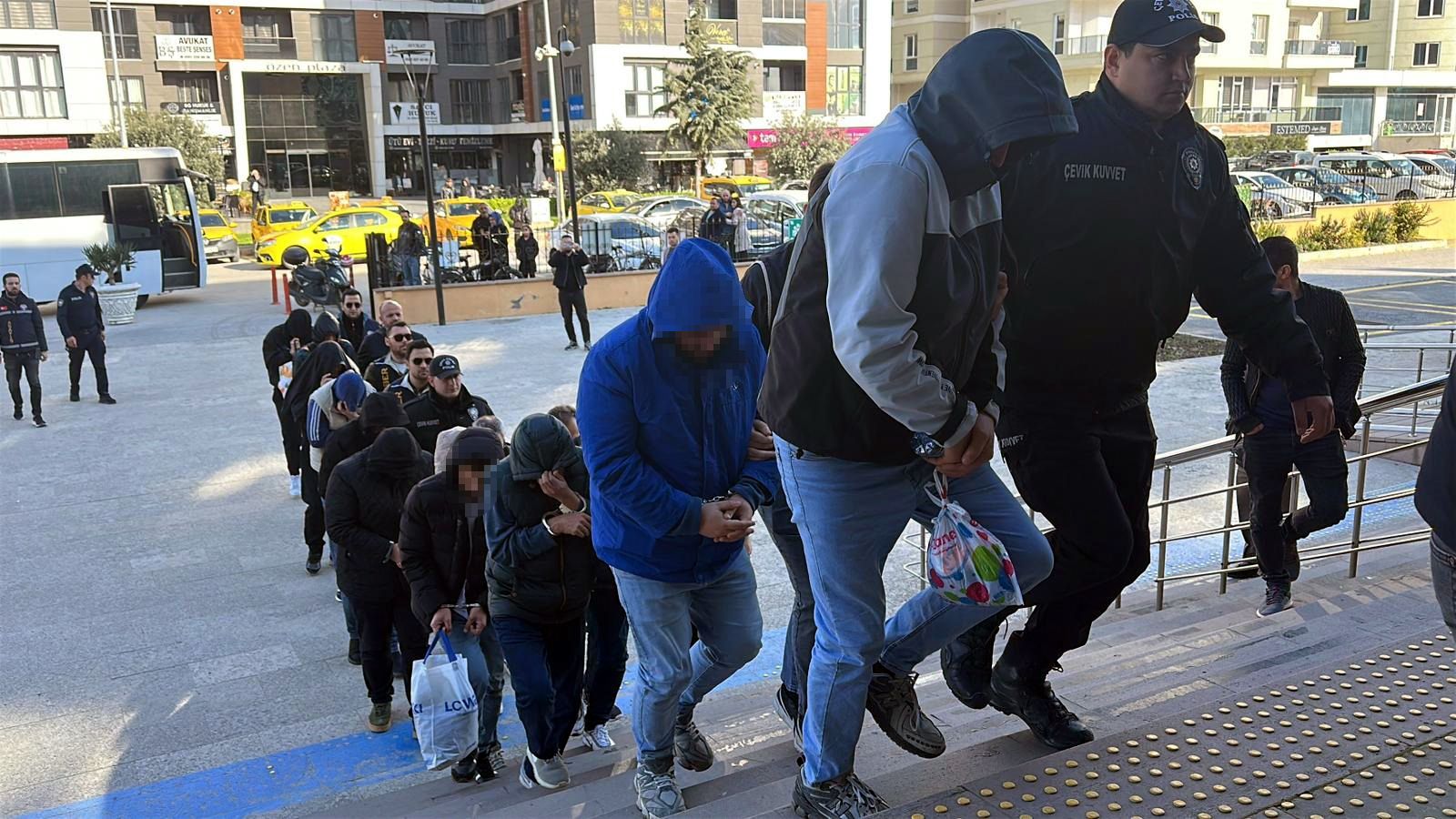 Edirne ve İstanbul'da yasa dışı bahis operasyonu: 9 tutuklama