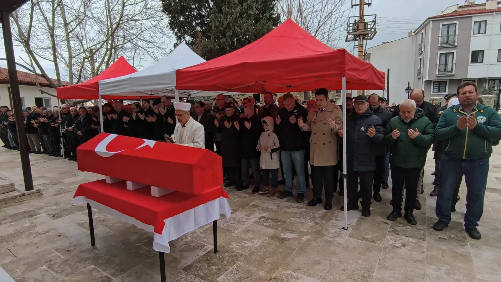 Kıbrıs Gazisi, askeri törenle sonsuzluğa uğurlandı
