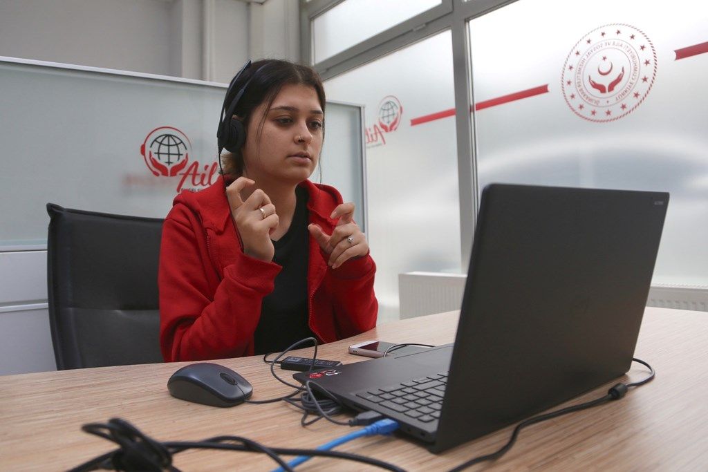 268 bin 719 çağrıya çeviri desteği sağladı