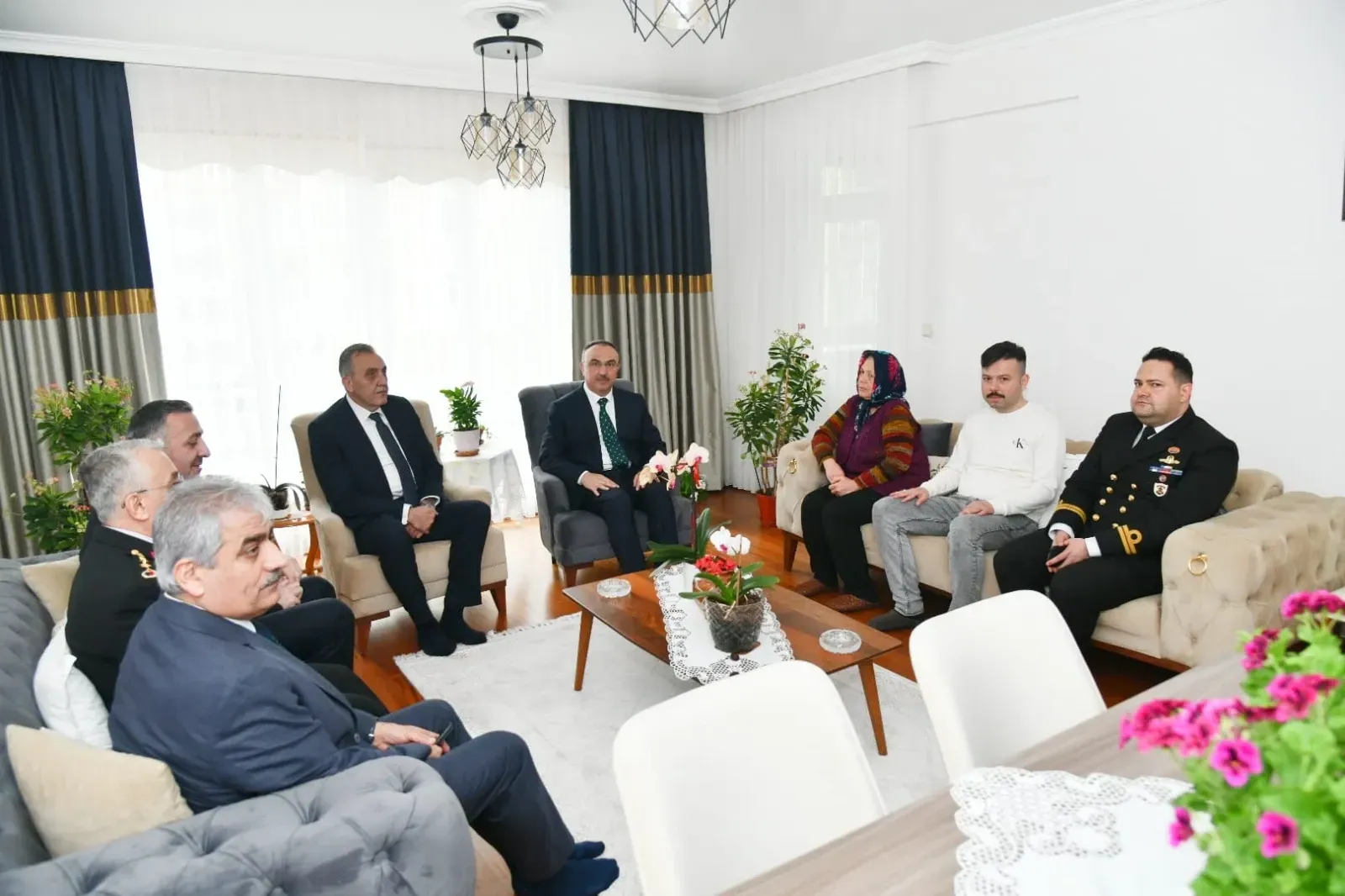 Vali Soytürk’ten bayram ziyaretleri
