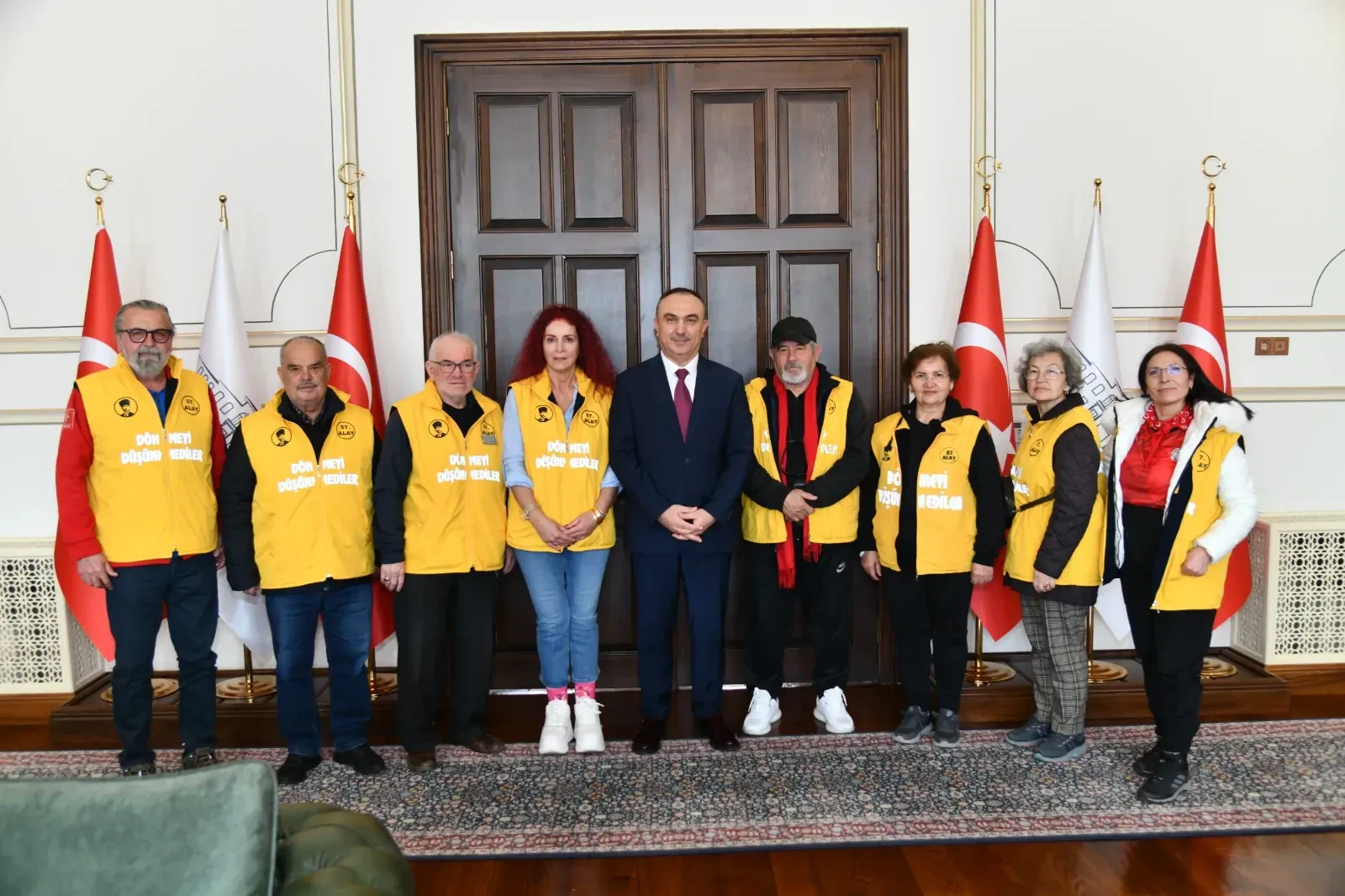 Vali Soytürk’ü Vefa Yürüyüşü’ne davet ettiler