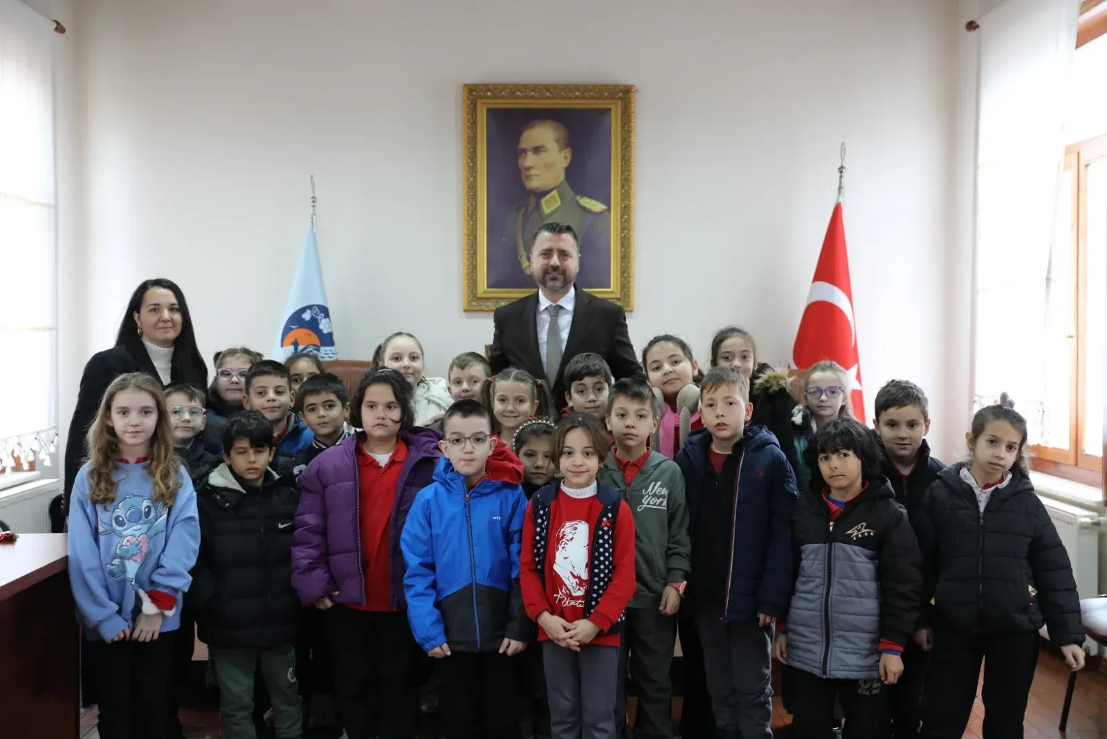 Minikler yerel yönetimleri tanıdı