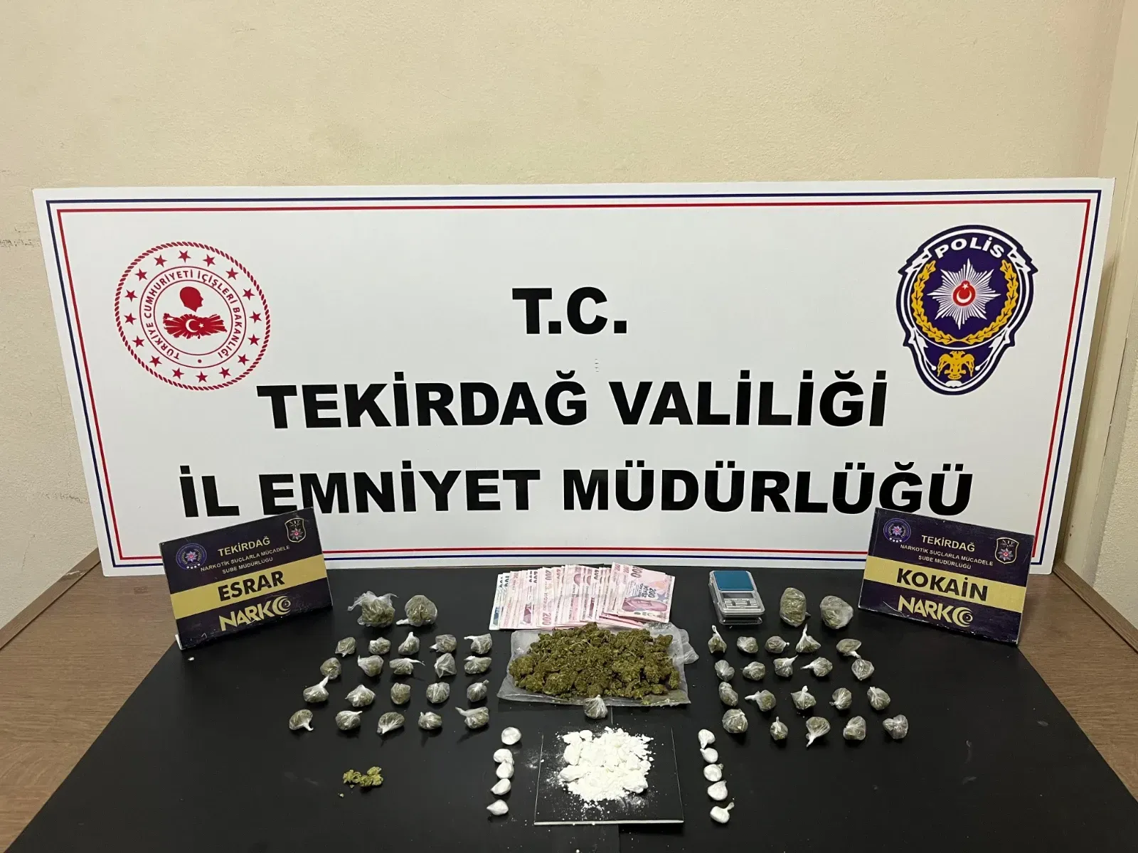 Kırmızı bültenle aranan şüpheli, Kapaklı’da yakalandı
