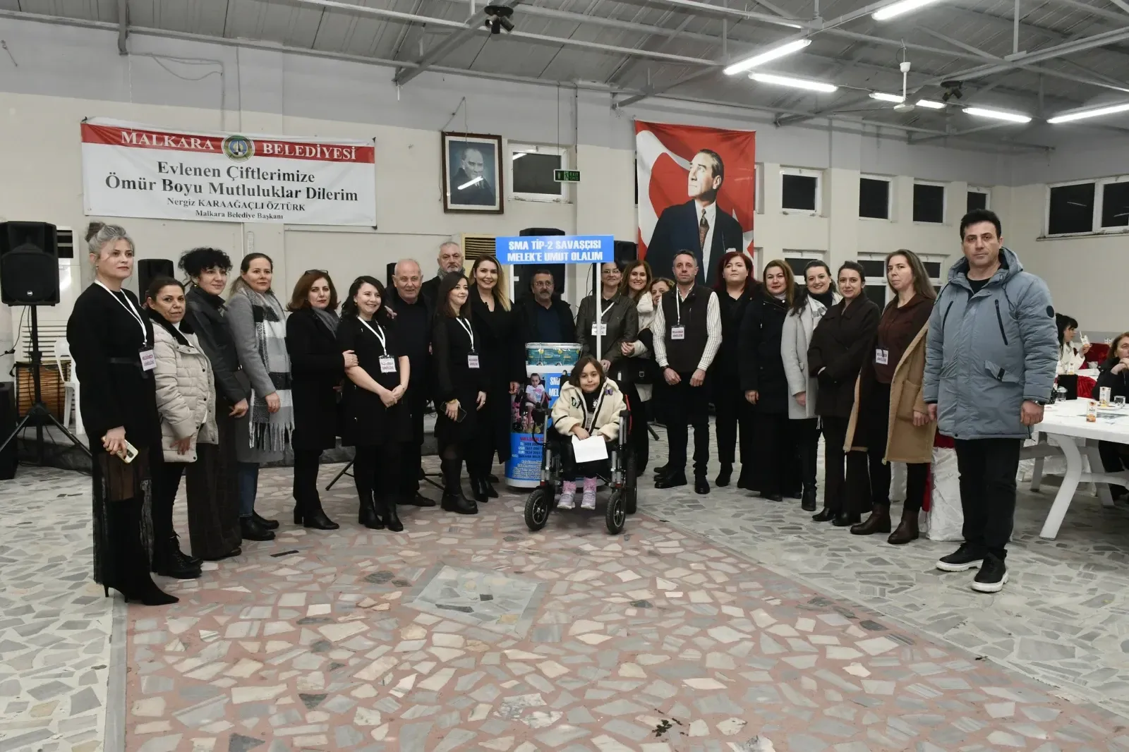 Melek için tek yürek oldular