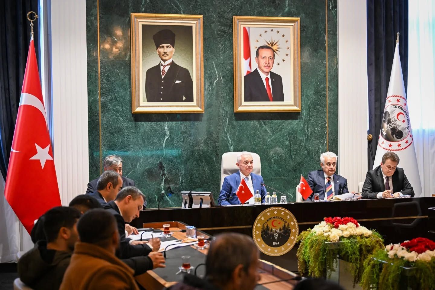 Vali Turan, vatandaşlarla bir araya geldi