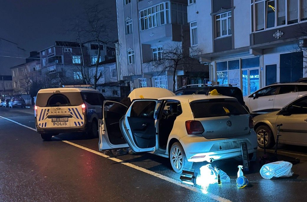 Kapaklı’da kardeşlerin miras kavgası: Otomobil kurşunlandı