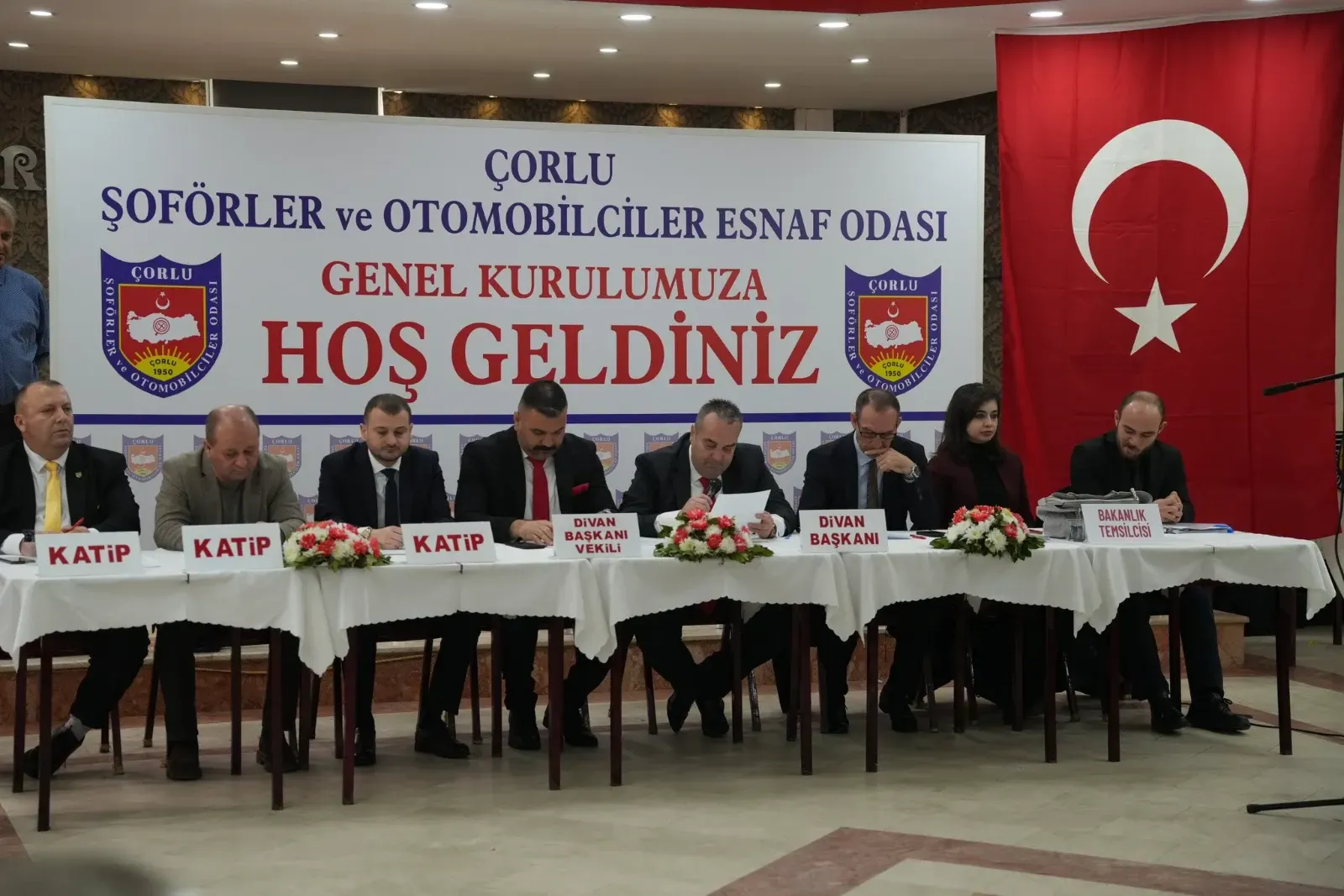 Şoförler ve Otomobilciler Odası’nda Nadir Samancı güven tazeledi