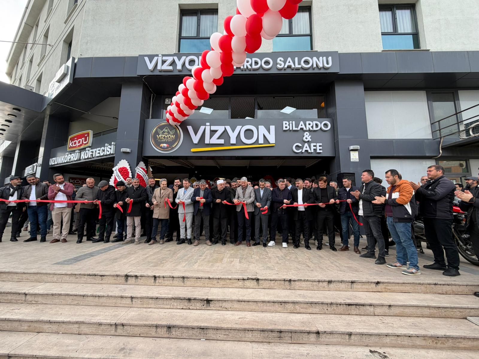 Vizyon Bilardo Cafe, Yıldızkent’te açıldı