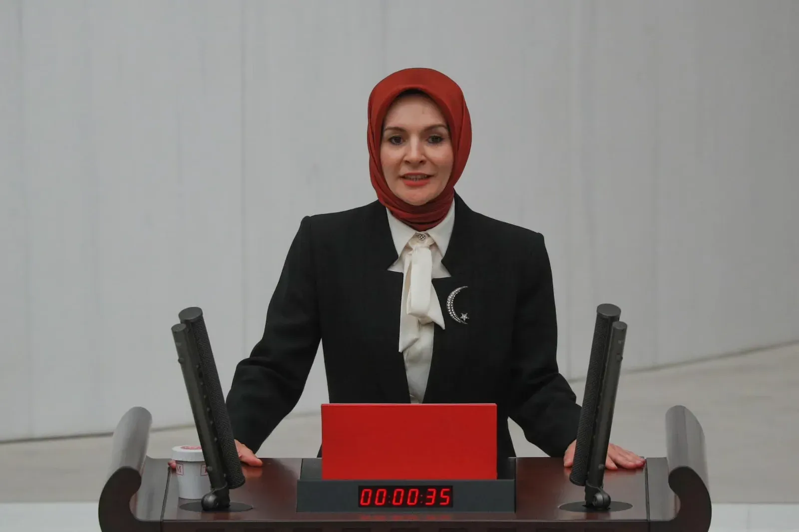 15 yaş altına sosyal medya yasağı geliyor