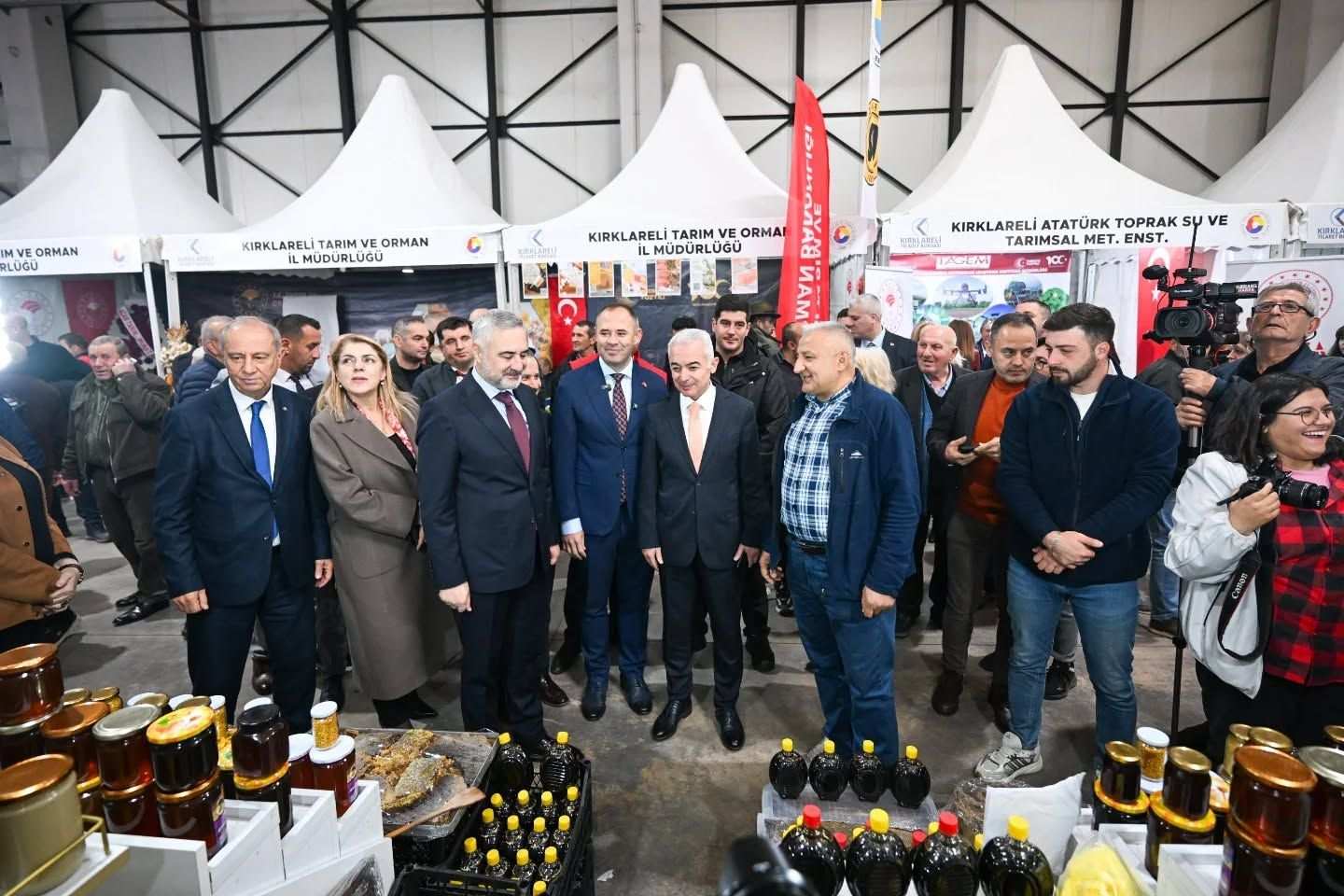 Kırklareli 5. Tarım, Hayvancılık, Gıda Sanayi ve Otomotiv Fuarı açıldı
