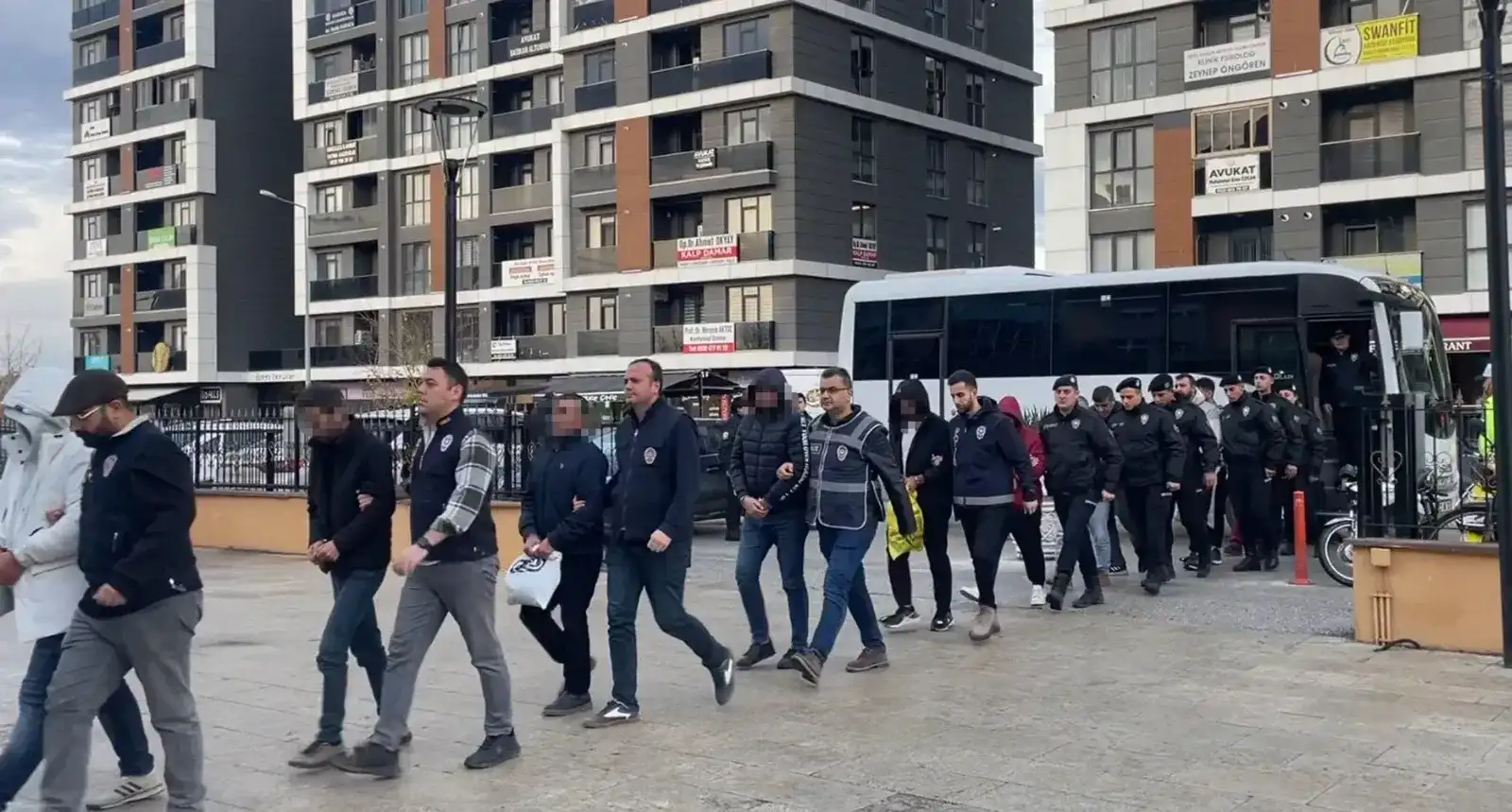 Şüpheliler adliyeye sevk edildi