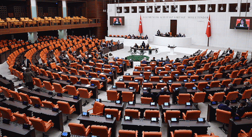 Turizm ve vakıflarla ilgili düzenlemeler içeren kanun teklifi, Meclis’ten geçti