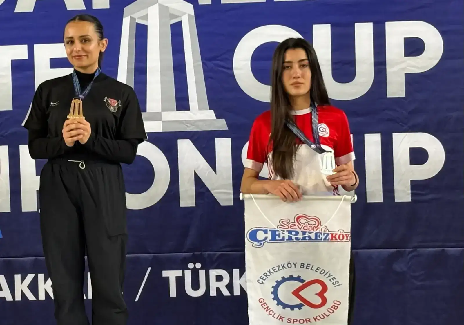 Çerkezköylü sporcular, karate şampiyonasına damga vurdu
