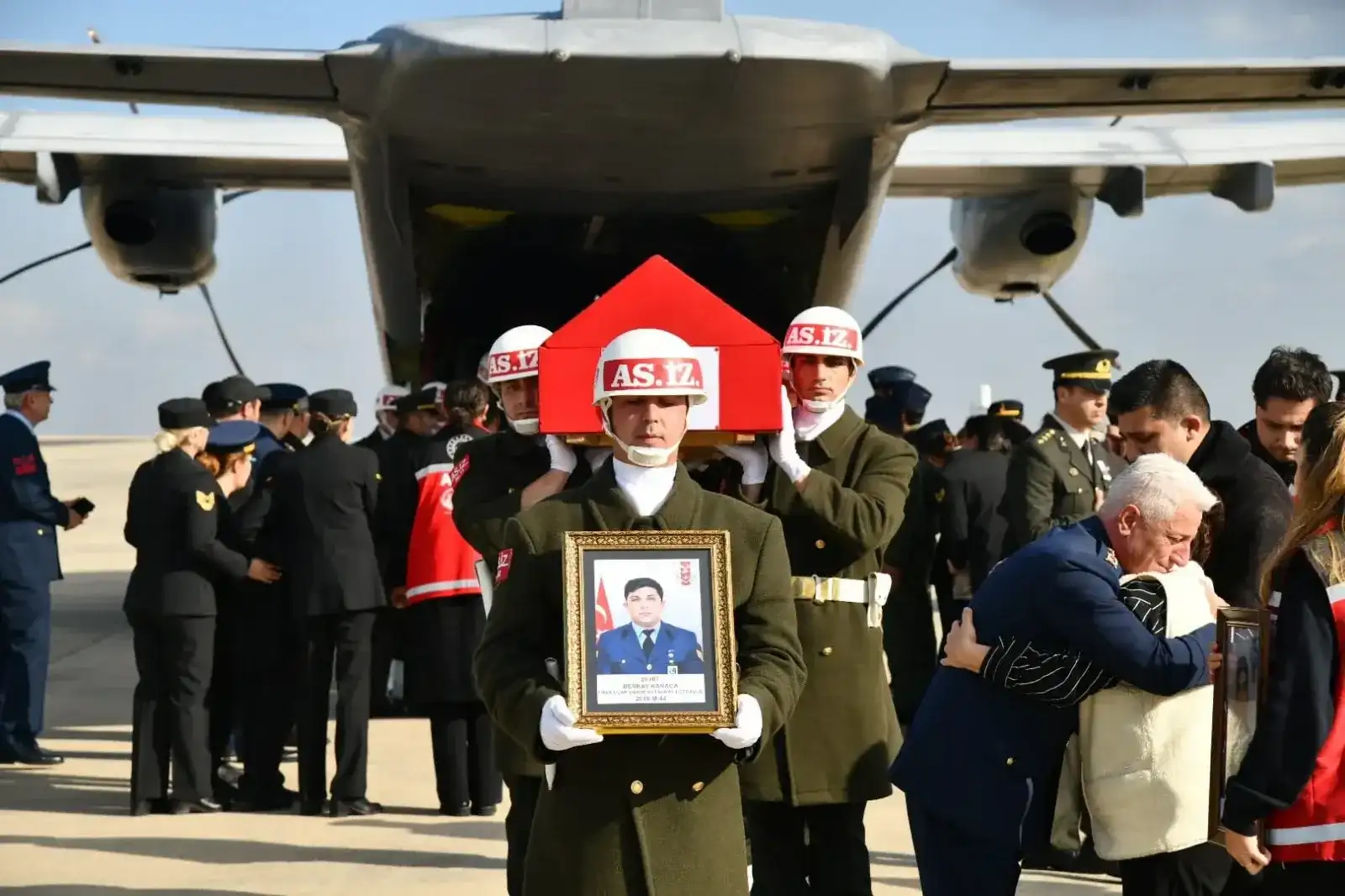 Şehitlerimizin naaşları Çorlu’da karşılandı