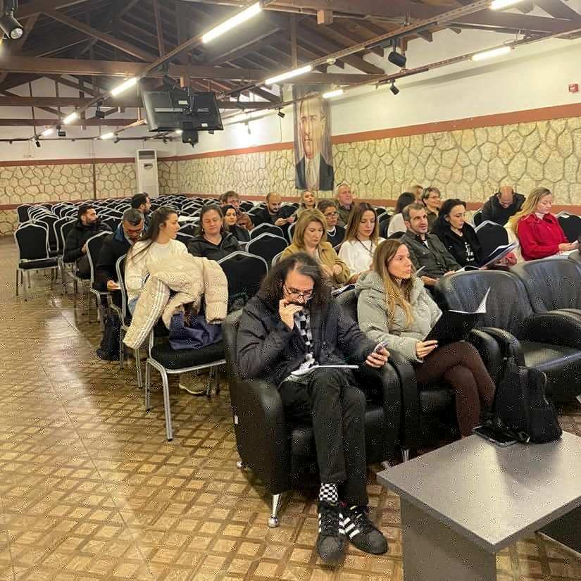 Türk Müziği Personel Korosu, çalışmalarına devam ediyor