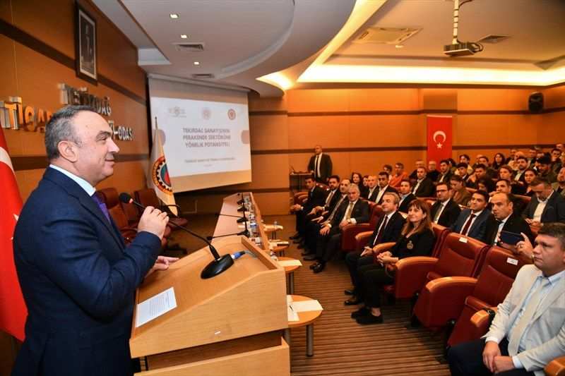 Zincir market temsilcileri ile sanayiciler toplantıda bir araya geldi