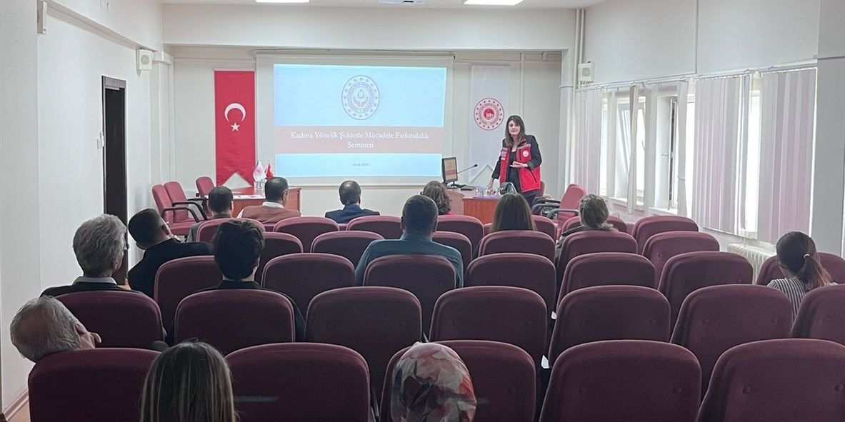 Kadına Yönelik Şiddetin Önlenmesi Farkındalık Semineri verildi