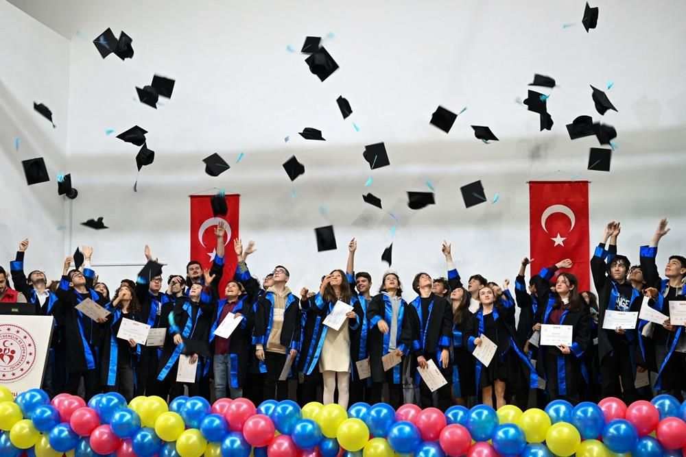 DENEYAP Teknoloji Atölyeleri’nden 54 öğrenci mezun oldu