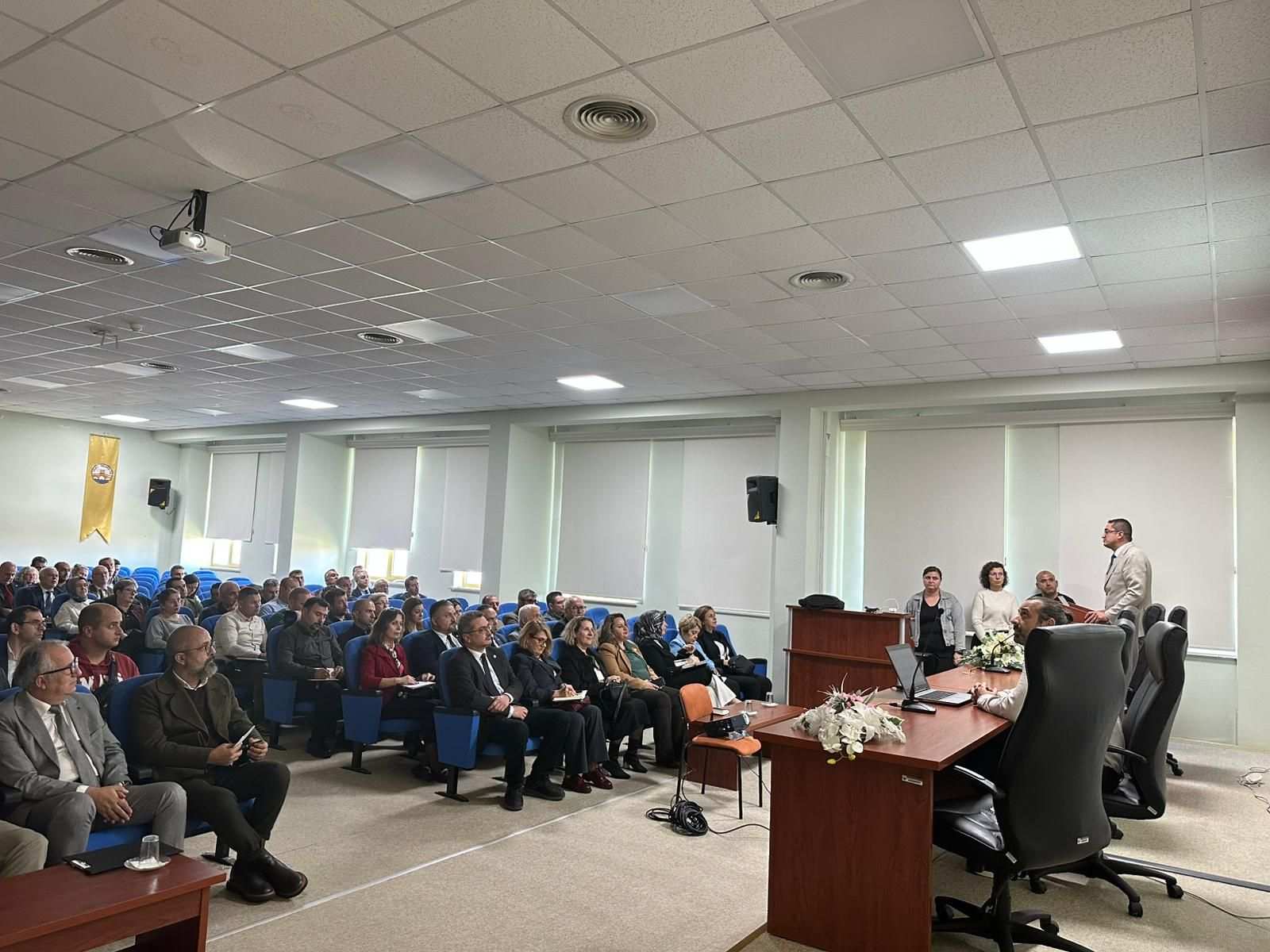 Bilgilendirme toplantısı düzenlendi