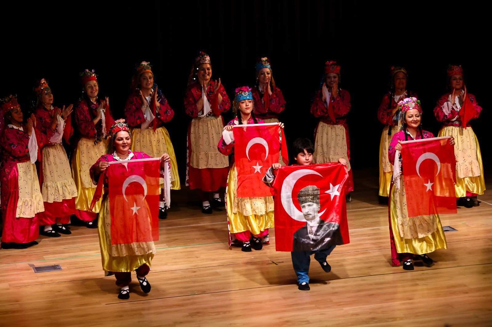 Kapaklı, Cumhuriyet’in ışığında bir kez daha kenetlendi