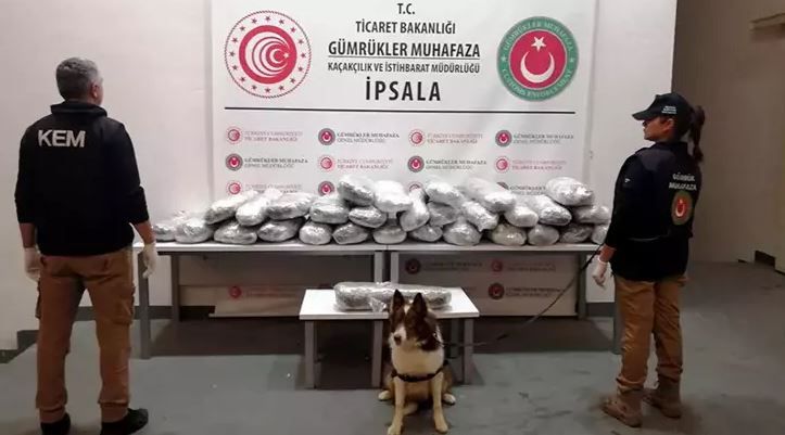Kapıkule ve İpsala'da 524 kilo uyuşturucu ele geçirildi