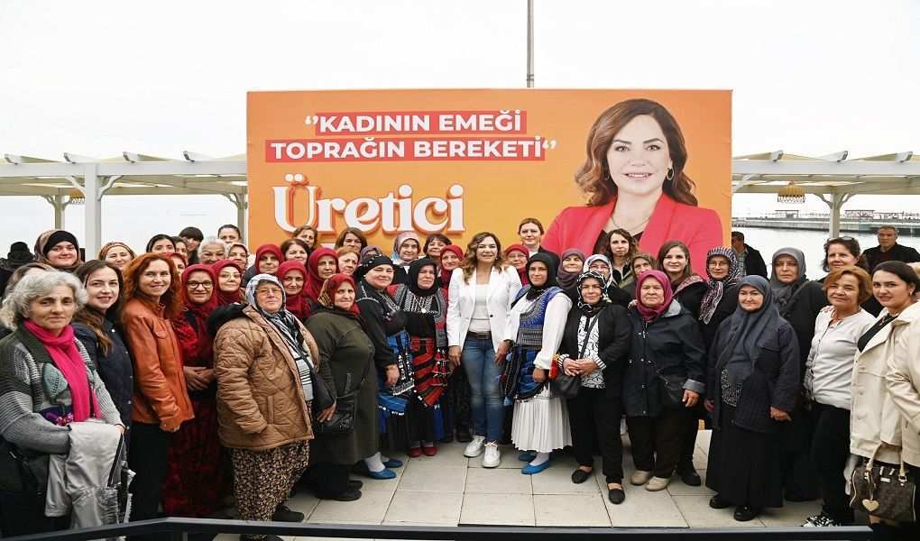Başkan Yüceer, kadın üreticilerle kahvaltıda buluştu