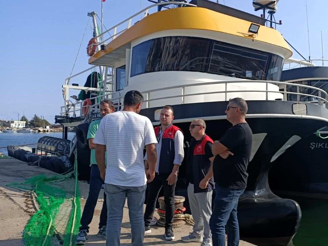 İğneada’da balıkçılara yeni sezon bilgilendirmesi