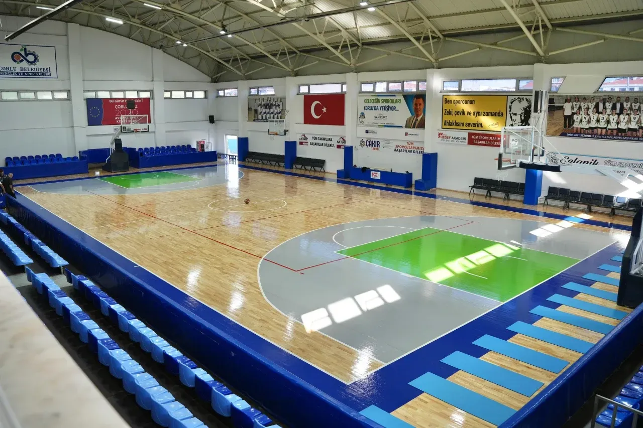 Ziya Berhan Kılıç Spor Salonu, kapılarını yeni sezona açtı