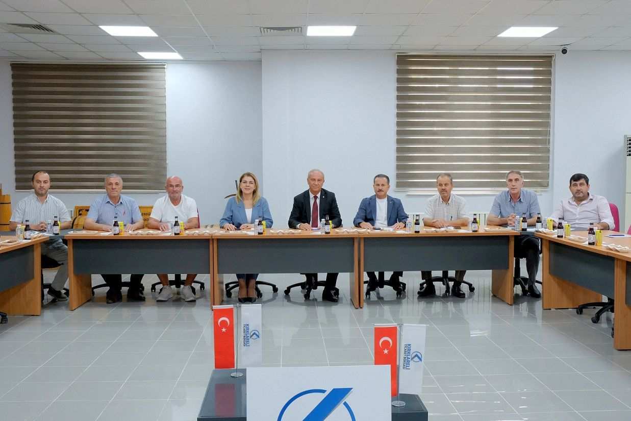 Rektör Ak’tan Ticaret Borsası’na iade-i ziyaret