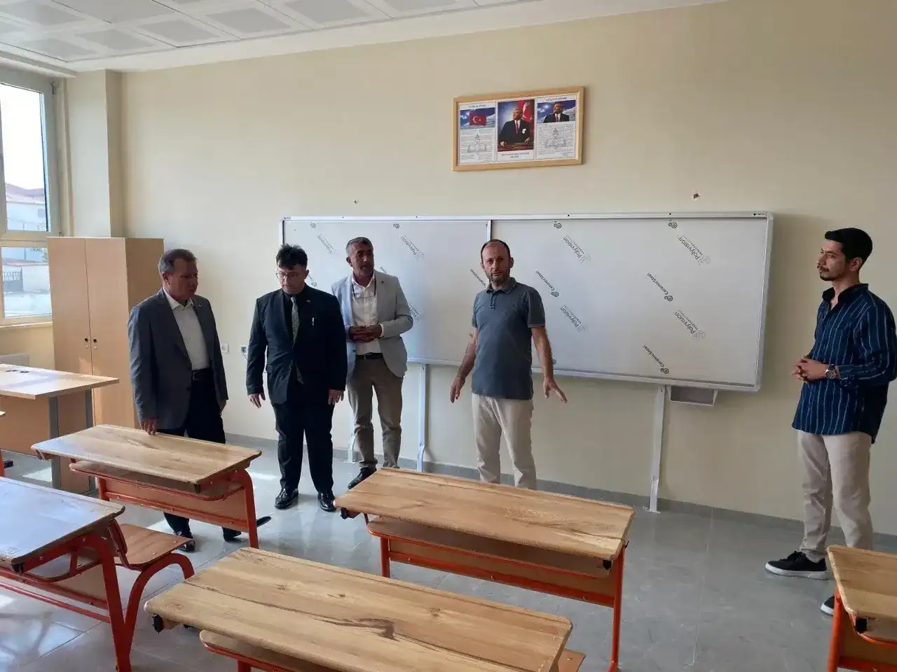Yeni açılacak okullarda incelemelerde bulundu