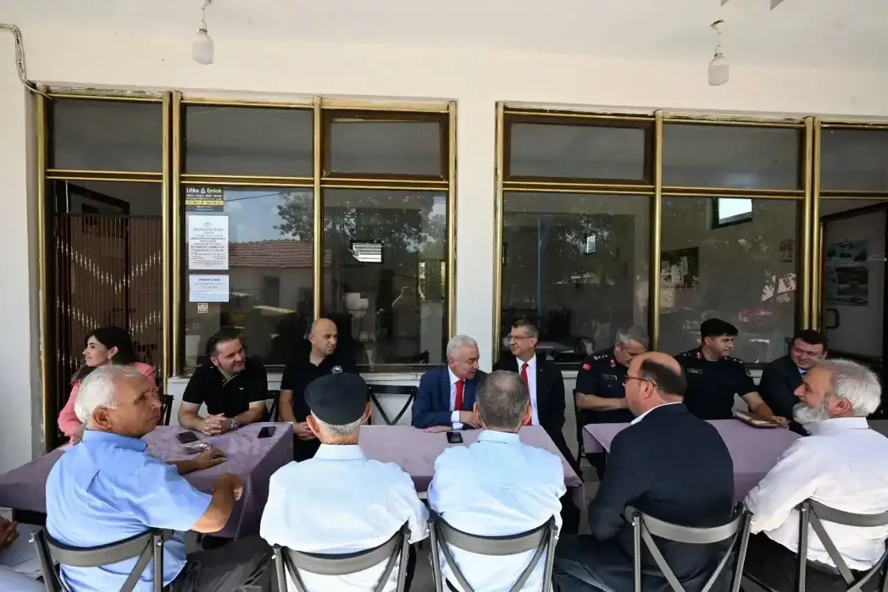 Vali Turan Babaeski’de muhtarlarla bir araya geldi