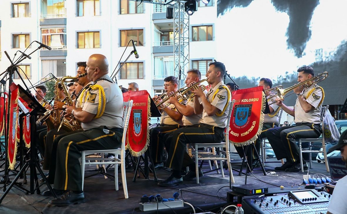 5’inci Kolordu Bölge Bandosu’ndan Zafer Konseri