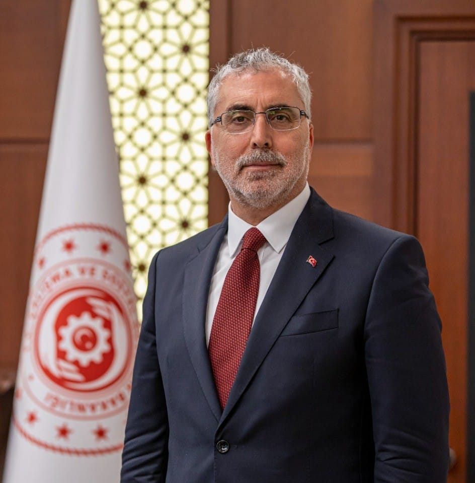 Emeklilere bayram ikramiyesi ödeme tarihleri açıklandı