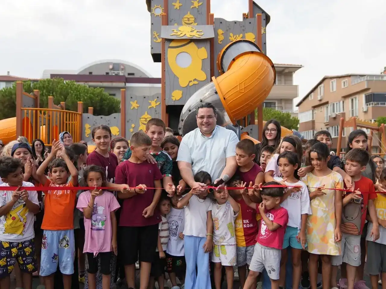 Namık Kemal Parkı hizmete açıldı