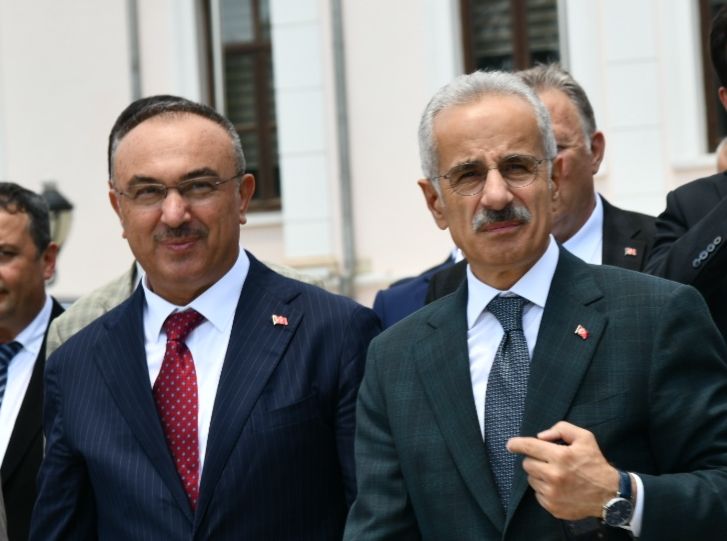 Velimeşe’ye kavşağı Karayolları yapacak