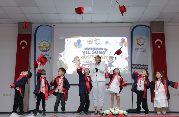 Zeynep-Mustafa Taş Uygulama Anaokulu’nda mezuniyet coşkusu