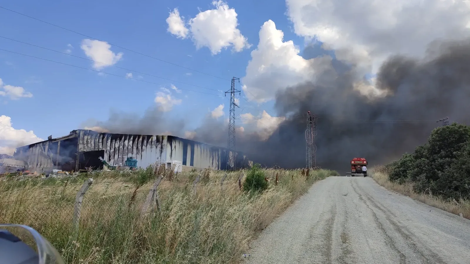 Katı atık bertaraf tesisinde yangın
